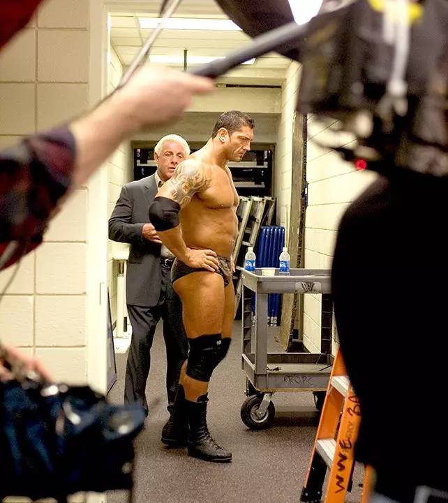 WWE野兽巴蒂斯塔47岁生日，罕见珍贵图集！