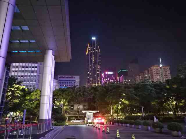 华为公司P9 Plus夜拍检测：leica双摄像头把城市夜景吸引