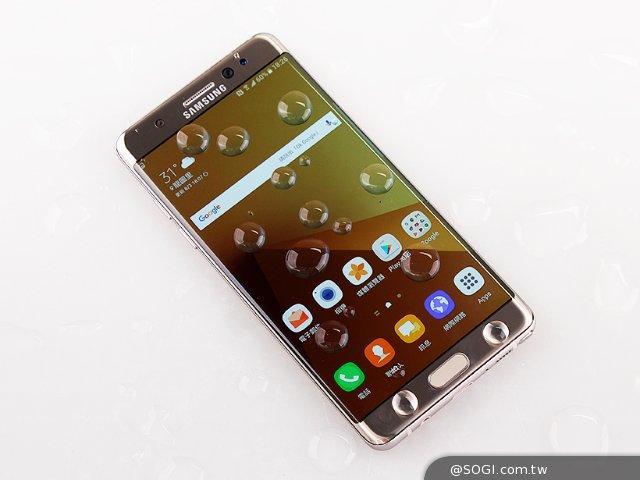 三星Galaxy Note 7开箱速览 3D曲面设计外观靓