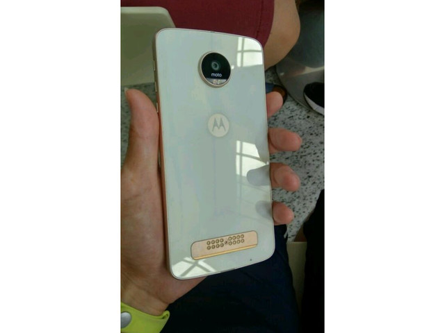 外型知名品牌味儿深厚 Moto Z Play真机曝出