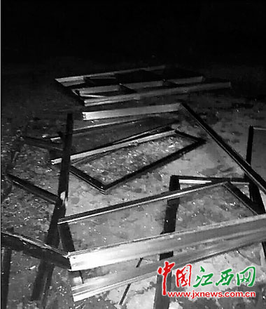 广丰区洋口镇一家烟花厂今晨爆炸