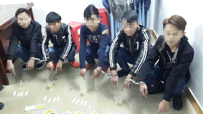 高州五男子携毒品赴广西庆祝生日被交警查获