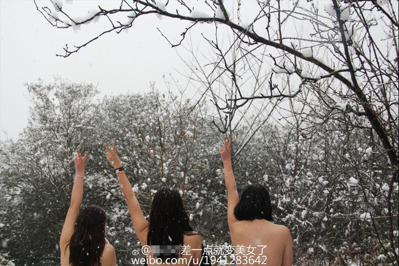 宁波这么冷，这三个妹子却脱光了衣服