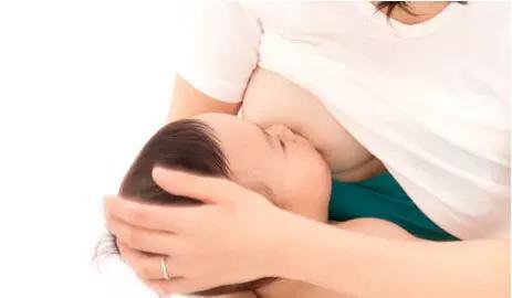 母乳喂养是一个充满艰辛与困难的历程