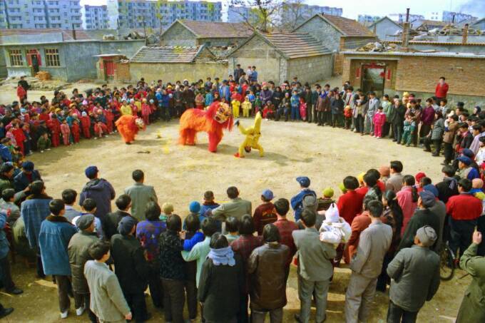 授权发布:20年前走村串巷拜大年