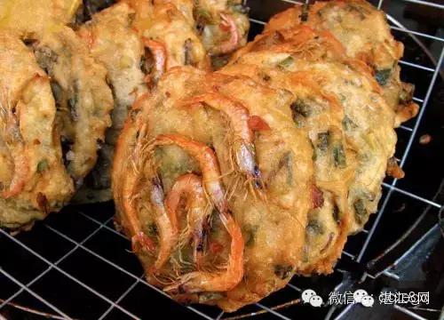 湛江雷州街边小吃辣蛇杯虾饼你还记得么