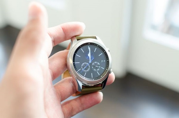 Gear S3入门免费试玩：比Apple Watch更值得购买