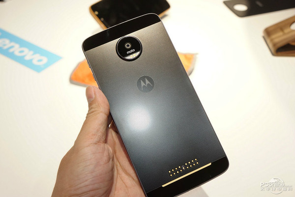 Moto Z/Z Play国内发布：可能是手机发展的里程碑