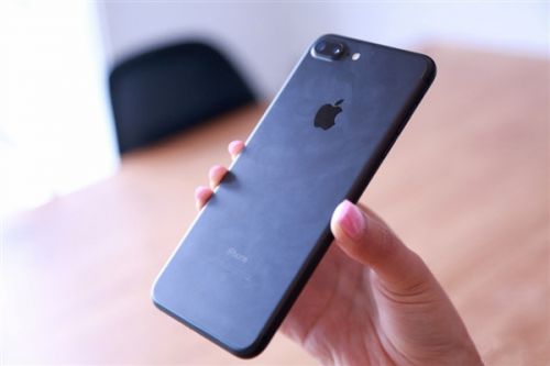 iPhone 7初尝：长相触感超级棒