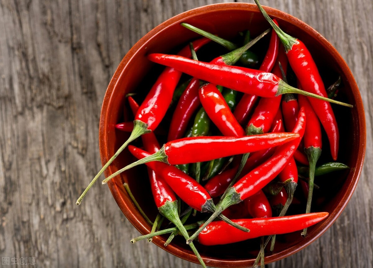 辣椒增产叶面肥如何选择，爱普达昆仑风增产套餐专注辣椒高产