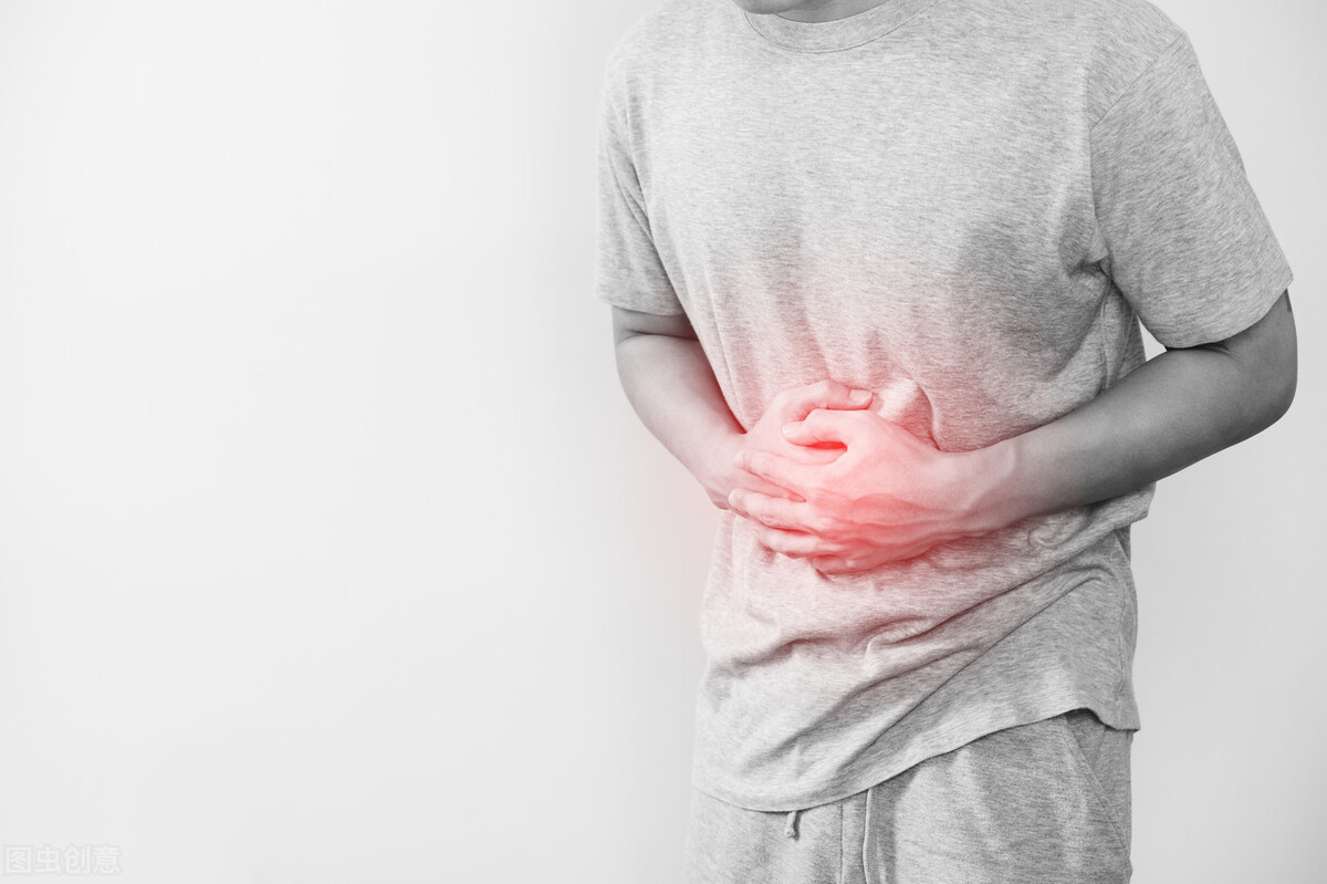 醫生提醒：別再把胰腺炎與胃病混淆了！ 牢記五種症狀，學會辨別