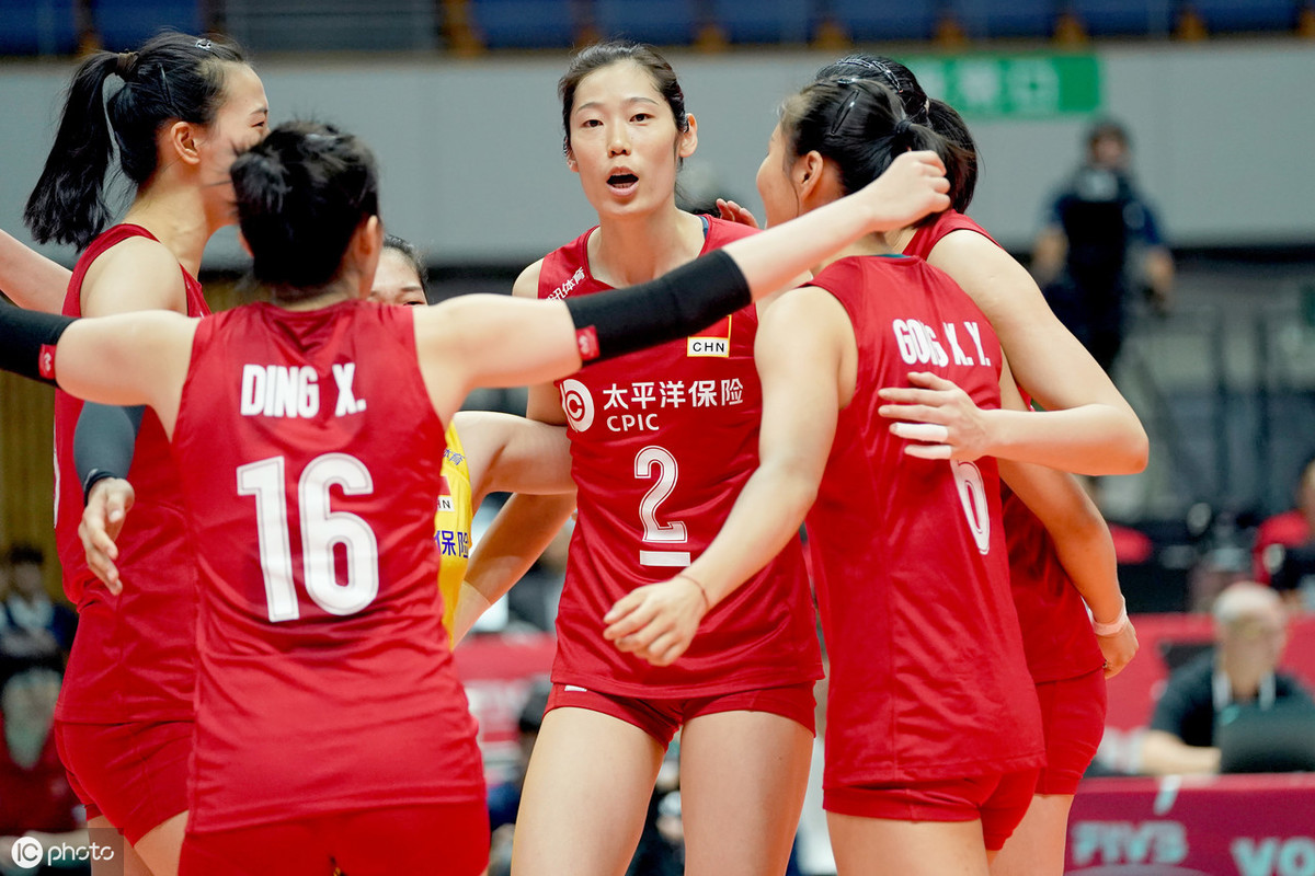 中国女排vs巴西世界杯2019(豪取6连胜！中国女排逆转巴西女排，郎平声嘶力竭：从零开始去冲)