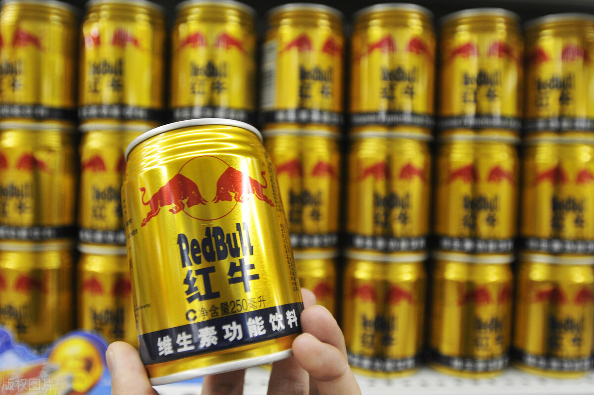 奶茶当水喝诱发脑梗，4种危害身体健康的饮料，你还在给孩子喝吗