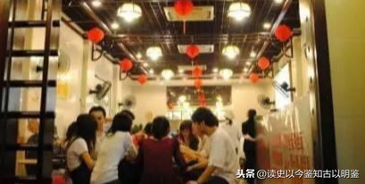 外国人一直不明白，为什么中国餐饮店这么破旧，生意越做越好