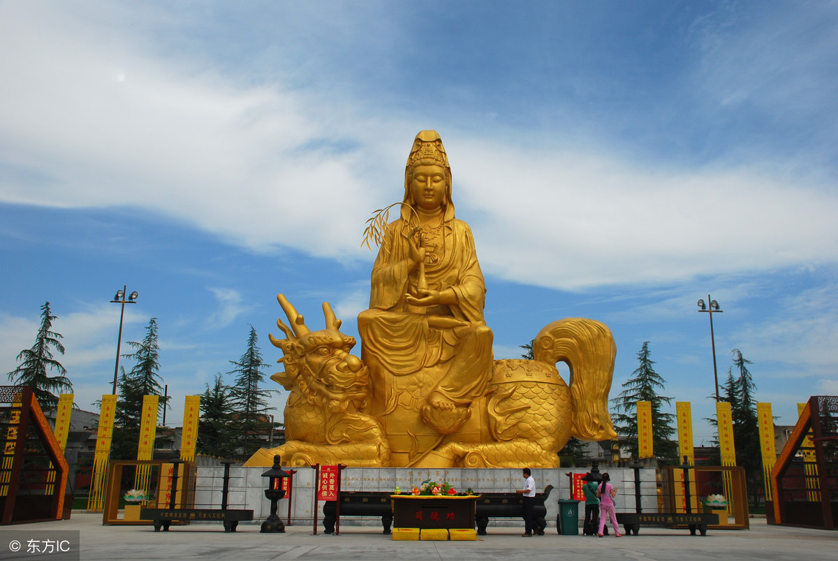 朝拜祈福圣地：陕西宝鸡法门寺