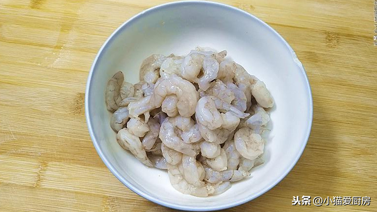 图片[3]-【香酥虾仁】做法步骤图 味道香酥可口 孩子最爱吃-起舞食谱网