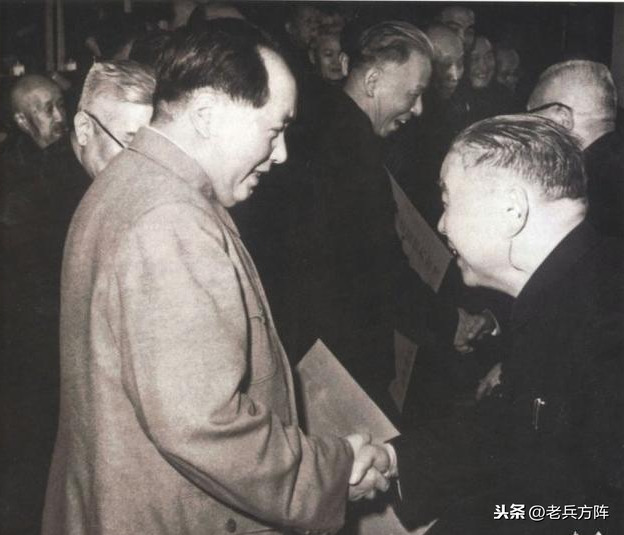 1956年新中国社会主义改造，轰轰烈烈的公私合营