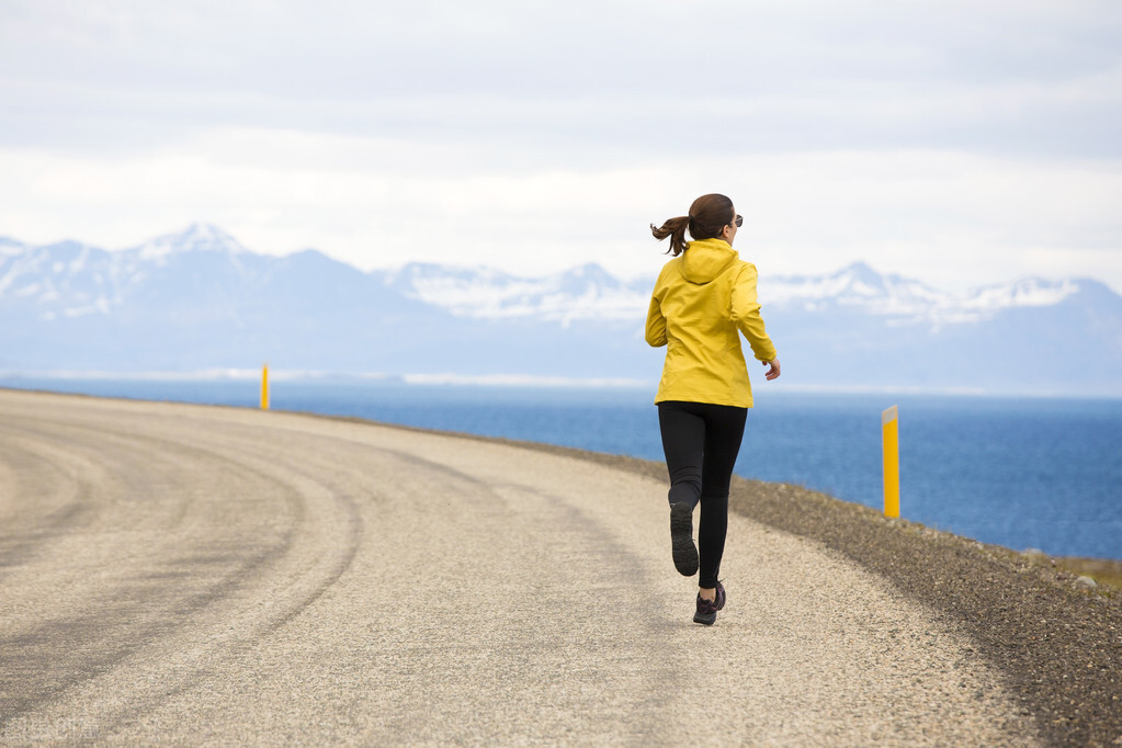 為什麼減肥跑步，推薦你進行慢跑，而不是快跑？