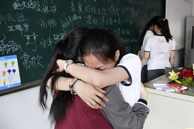 上学时，那些让全班同学为之欢呼的荣耀时刻！流动红旗只能排第二