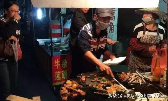 外国人一直不明白，为什么中国餐饮店这么破旧，生意越做越好