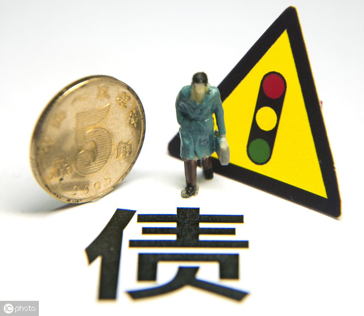 对于欠钱不还的人，我们该如何向其索要欠款？讨债也要有方法
