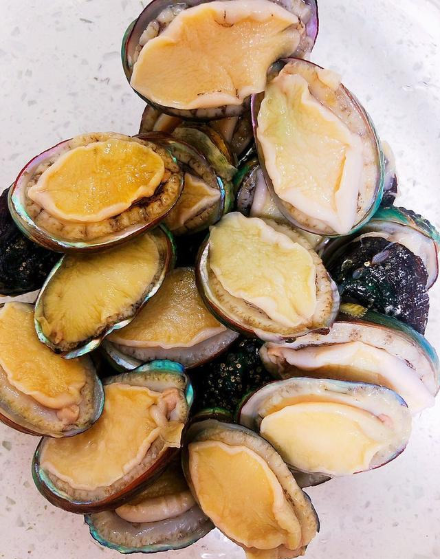 冷冻即食小鲍鱼这样做法 爽口软糯 汁浓味香 非常美味的家常菜