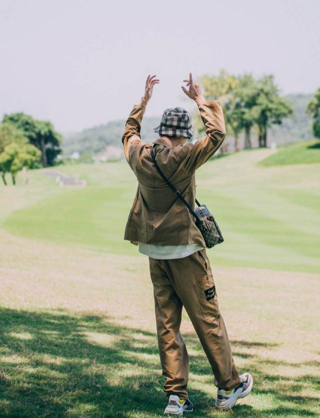 鹿晗的第520個Gucci故事，他和夏天一起來了，網(wǎng)友：頂流還是頂流