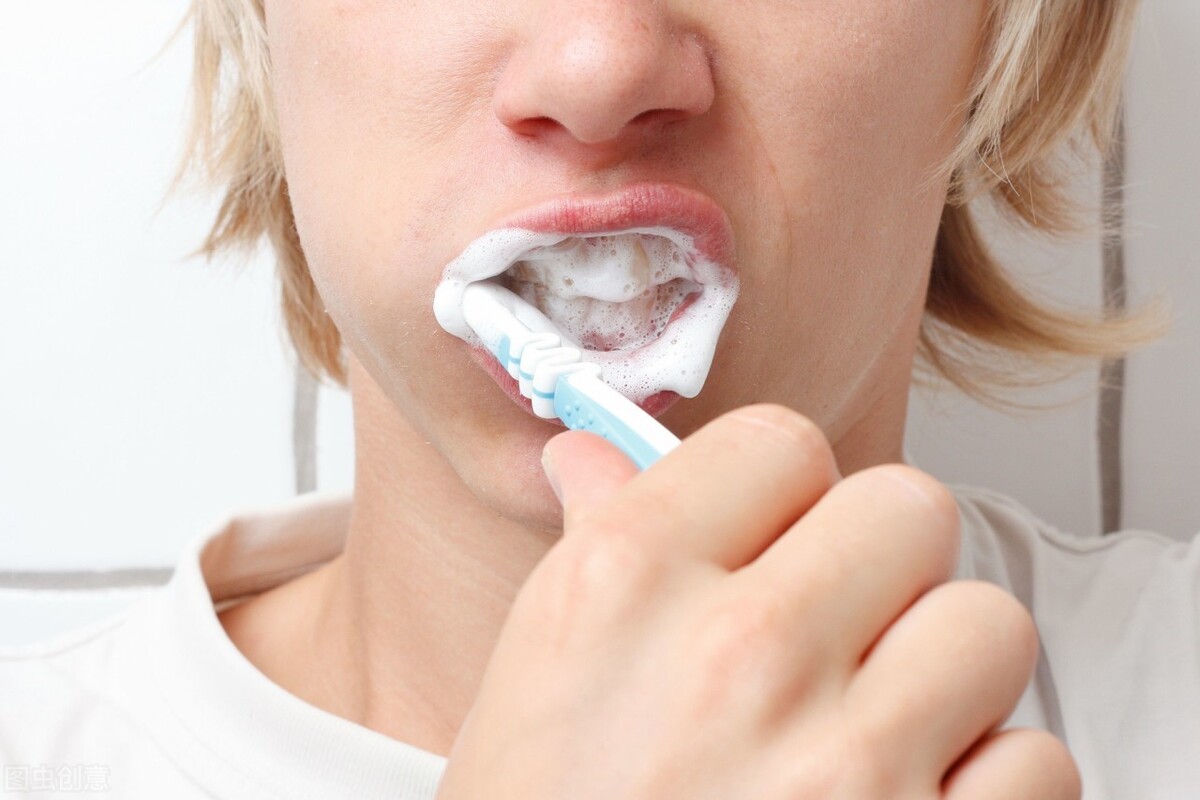 牙坚决不能拔？洗牙牙缝会变大？关于牙齿的几个谣言，你信过几个【玉梅口腔】