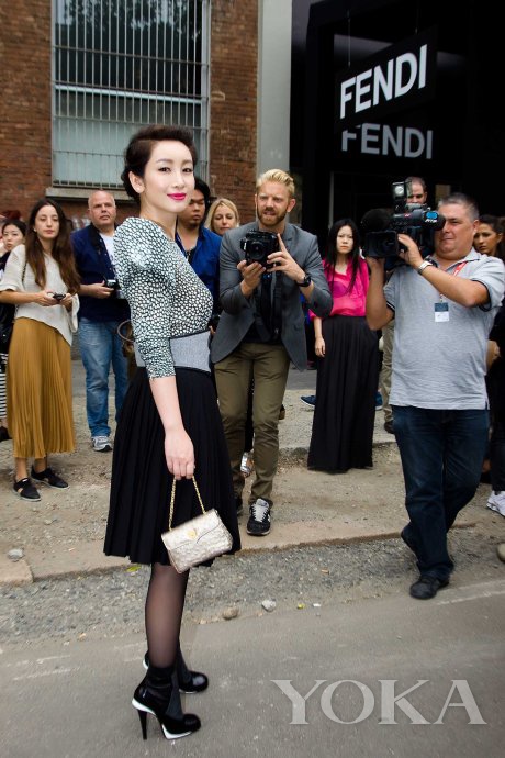 米兰时装周前瞻看点 中国女星又扎堆奢侈大牌联合呛声