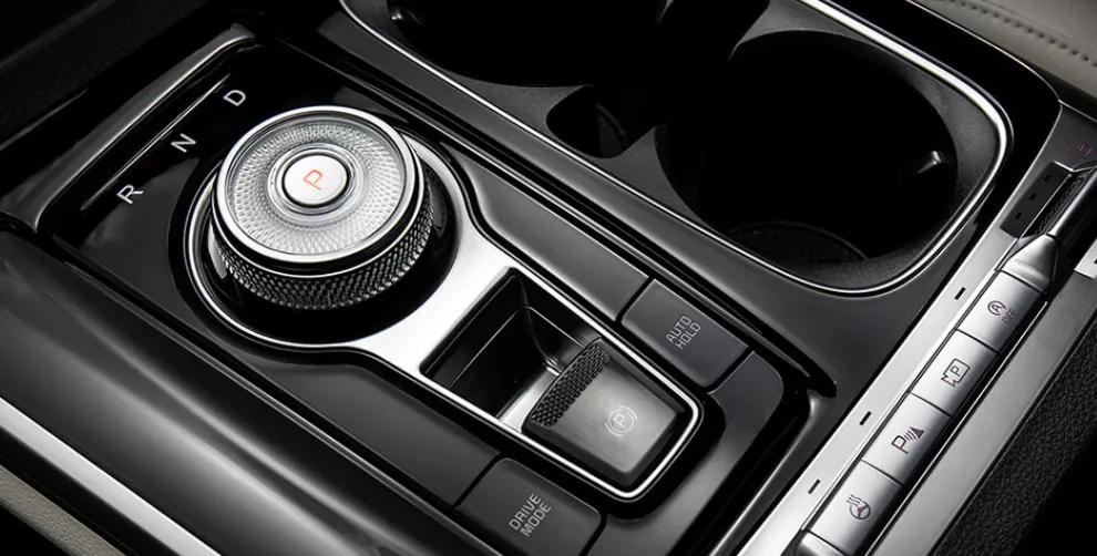 对话邵凤明：韩国要等三个月，中国上市就能提到嘉华现车