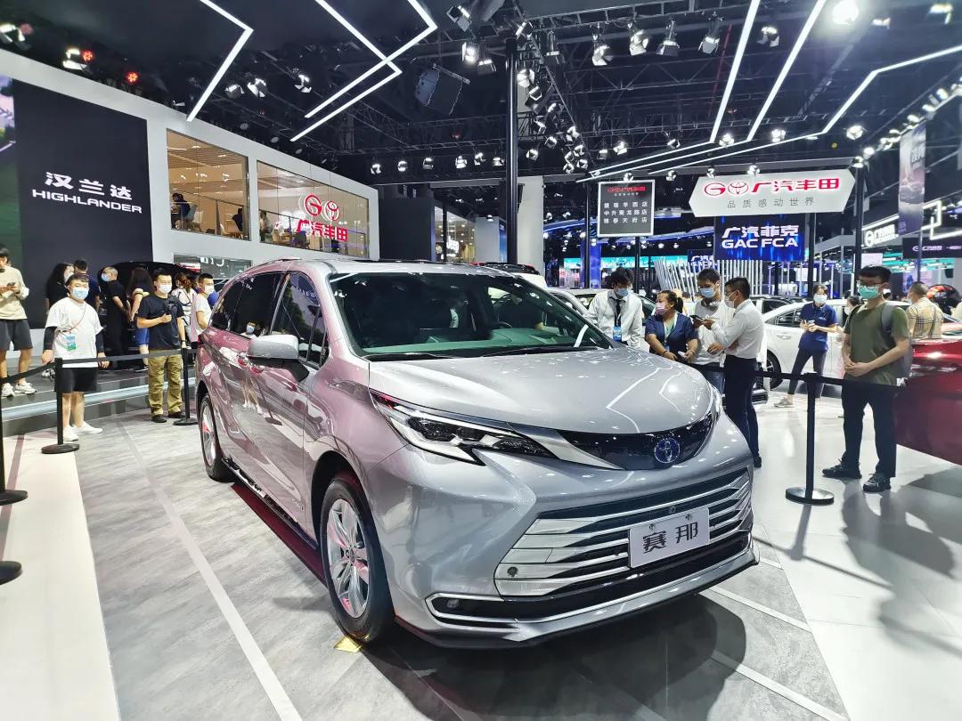 重塑MPV市场格局的旗舰，广汽丰田赛那SIENNA正式亮相