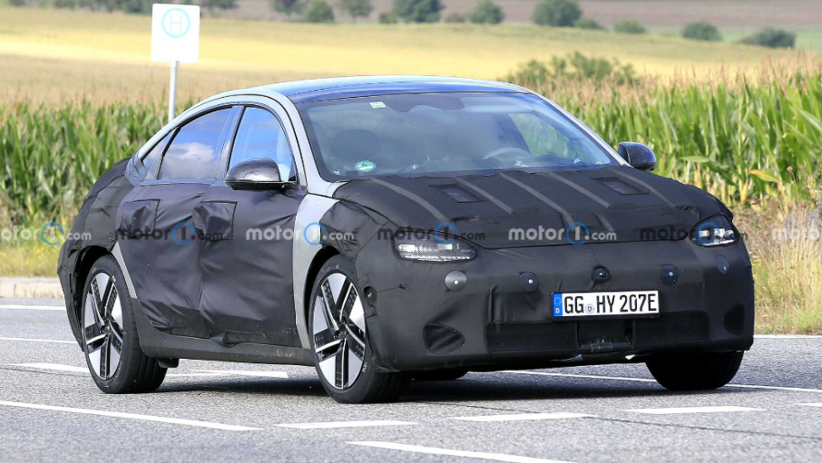 福特F150纯电皮卡开始预生产，IONIQ 6谍照曝出，特斯拉有点慌