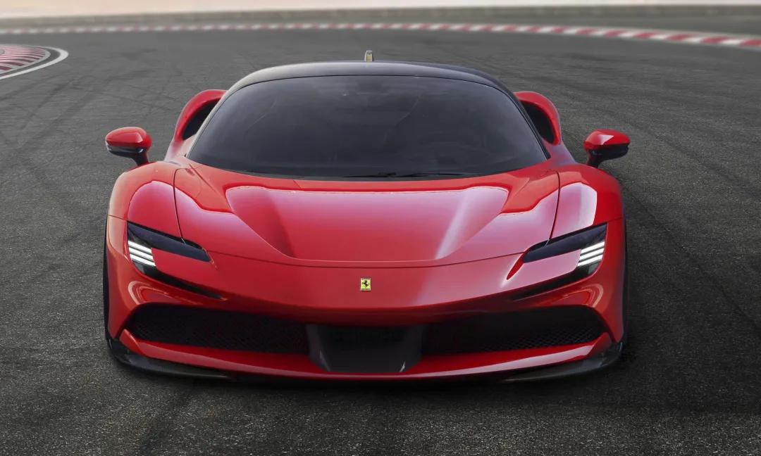 马力100匹、前后三个电机，这台法拉利比拉法更快