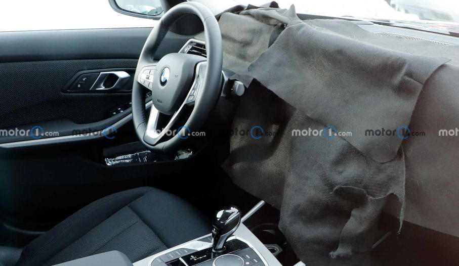 宝马再暴露两新车：新3天使眼勺子灯不再，M4CSL版更激进！