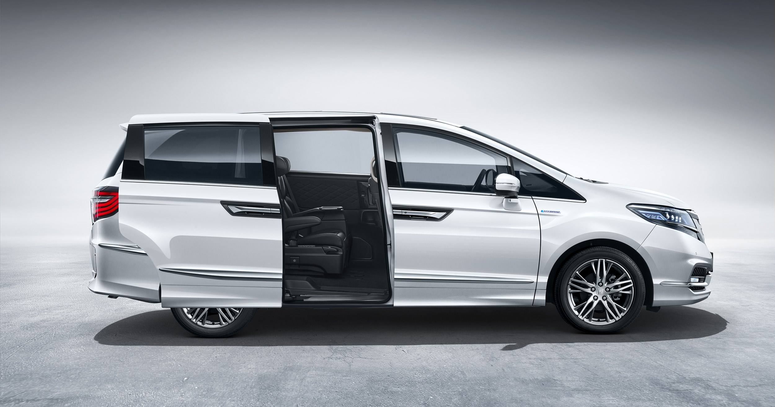 四款20万级主流mpv对比,看家用mpv到底怎么选?