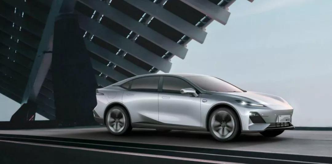 代客泊车7.0、掀背造型、贯穿式尾灯，长安C385还有哪些看点？