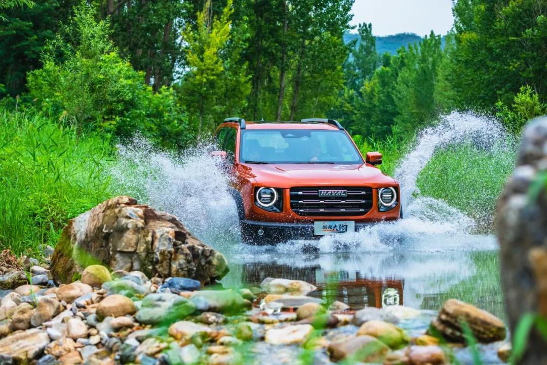 坦克300：削弱了四驱系统的城市版比越野版贵在了哪儿？