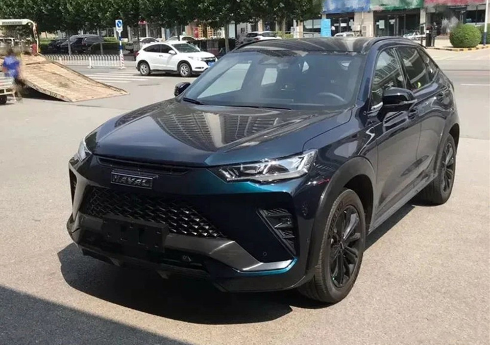 哈弗全新SUV實(shí)車曝光，搭1.5T混動(dòng)，配大尾翼，外觀很運(yùn)動(dòng)