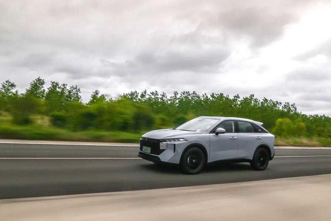 东风日产年轻化的“尖刀连”，看启辰大V如何拿捏年轻人喜好