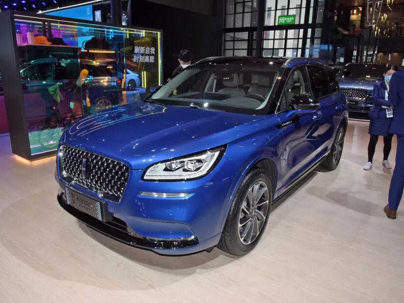 坦克500将在成都车展亮相，第5万辆小鹏P7下线