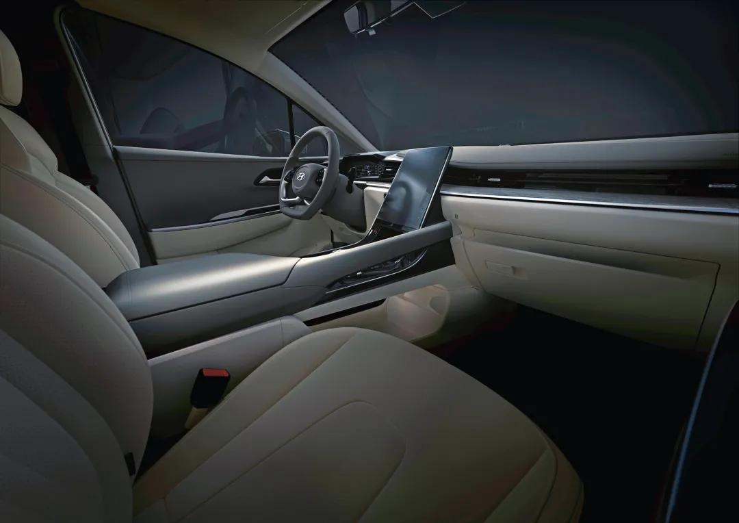 售价20万、空间比奥德赛更大，这款韩系MPV实力强大