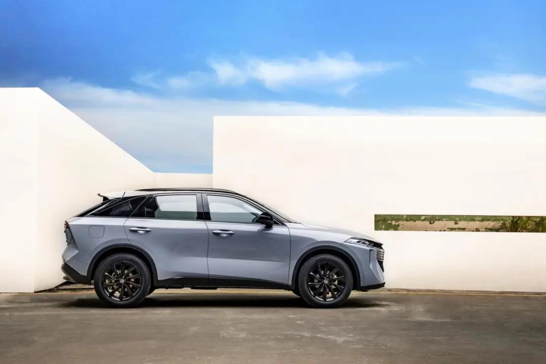 东风日产年轻化的“尖刀连”，看启辰大V如何拿捏年轻人喜好