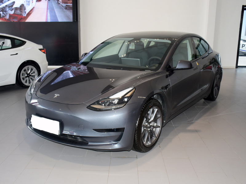 降完一波又一波，老车主表示受不了，Model 3标准续航版降价