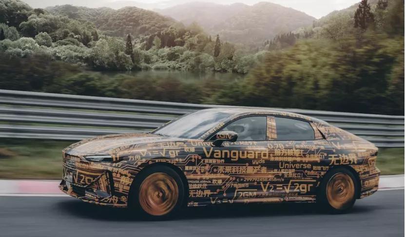 国产宝马X5长轴版谍照曝光；哪吒回应吴亦凡代言事件