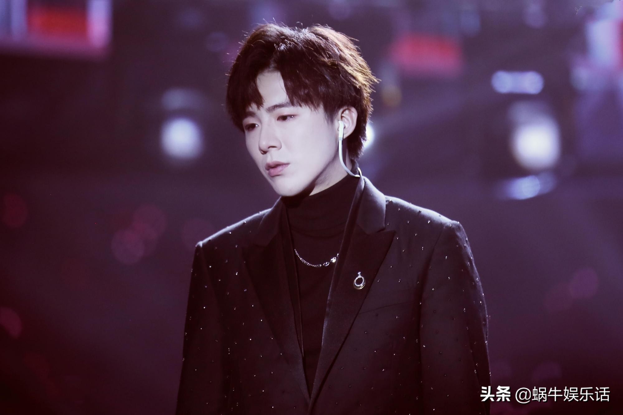 Liu Yu Ning because " travel length a song " bright gives a group, gather up however black makings, still have more unusual than changing the age