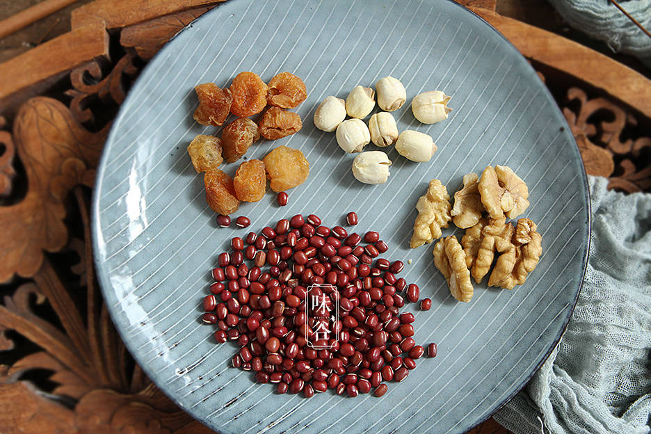 小暑后，这豆浆要常喝，比牛奶强多了，养心安神，天气越热越要喝