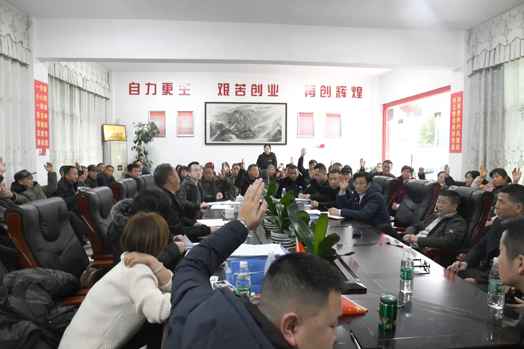 【脱贫攻坚的人大力量】黄秀佳：扎根乡村19年，昔日穷村今朝小康