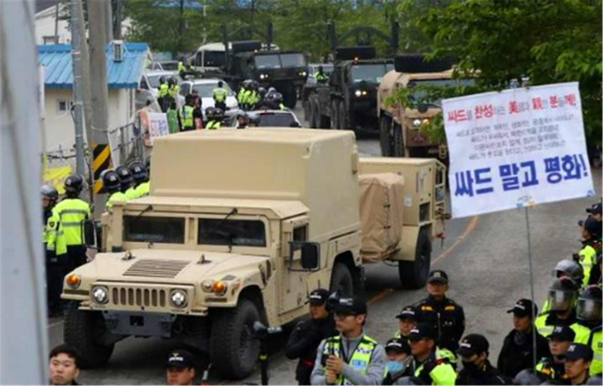 厚颜无耻！一国向我国索要一片领土不成功，直接在报纸上开骂