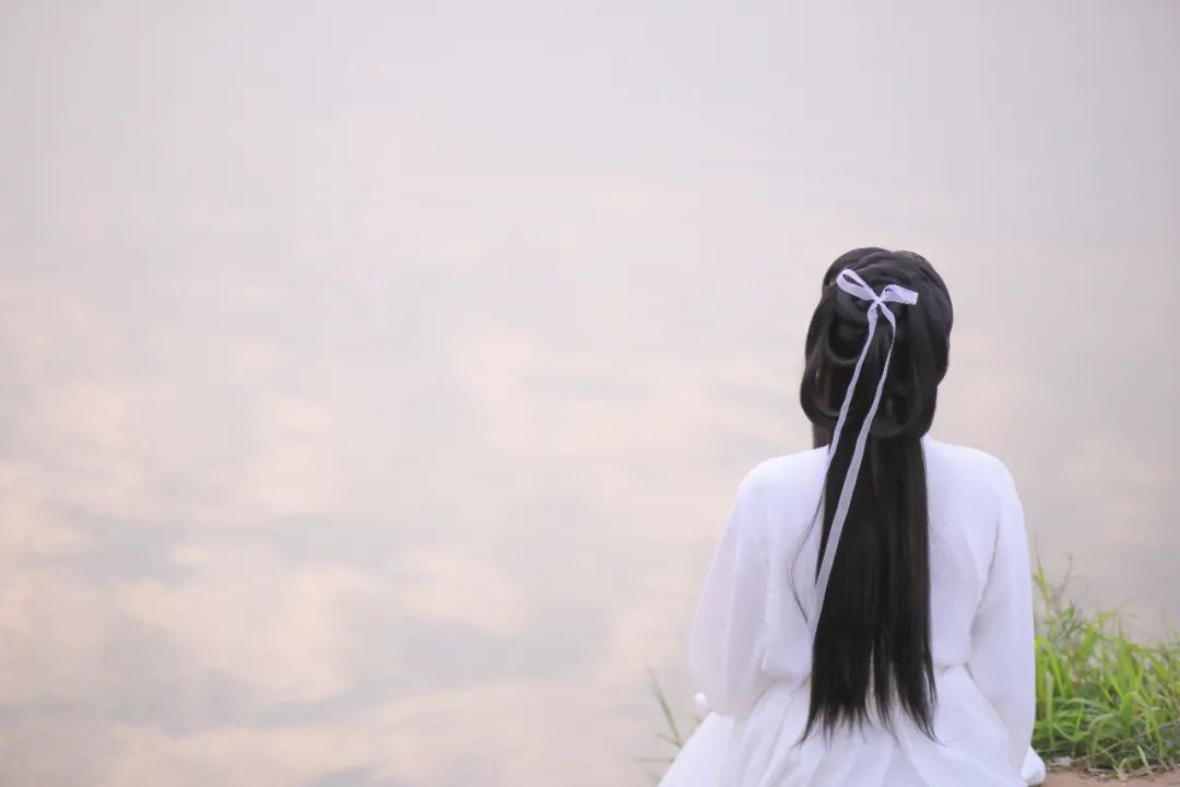 李清照偷听别人聊天，写下一首凄凉的词，开头八个字成传世佳句-第2张图片-非凡网