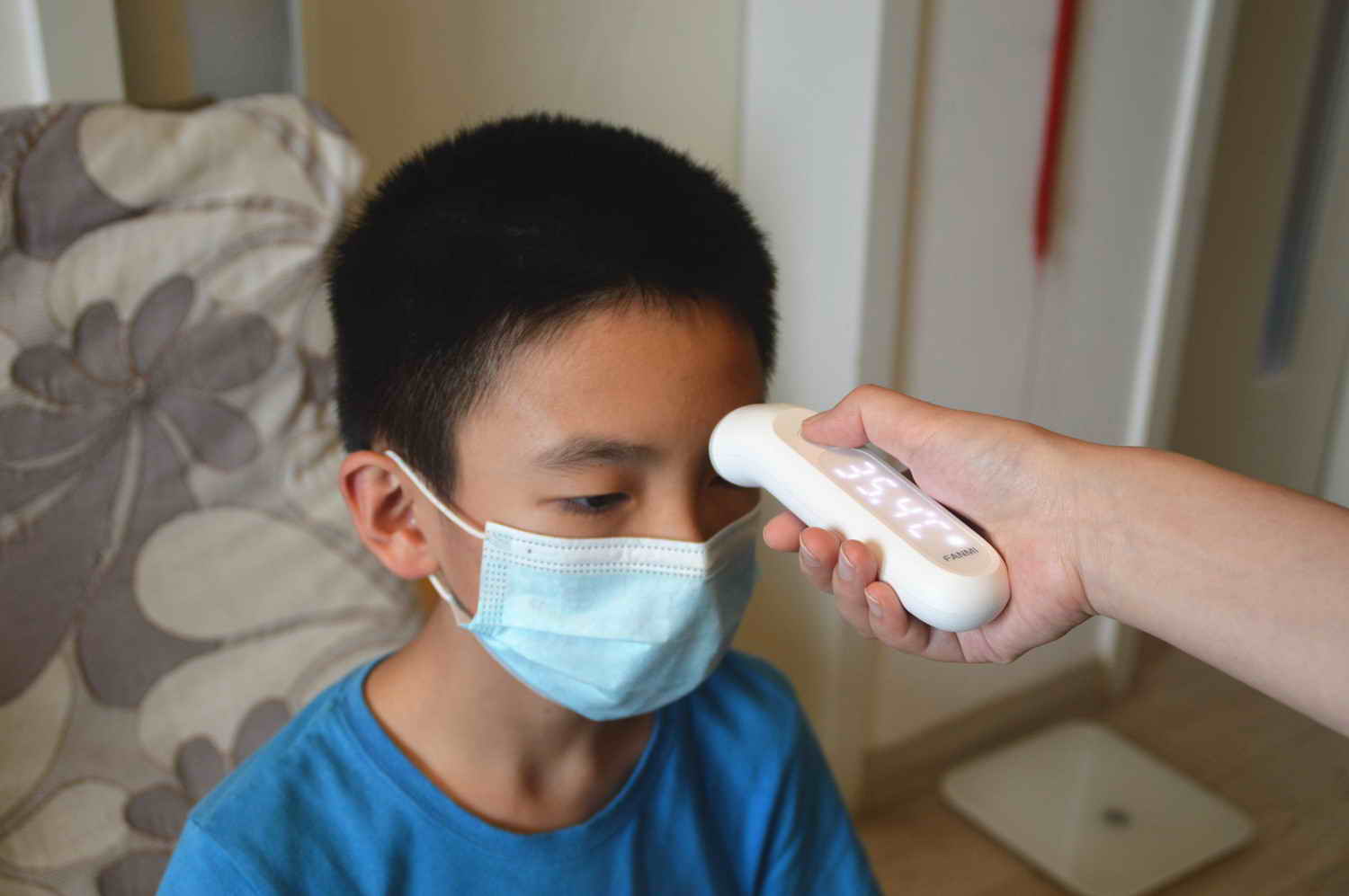 秒测体温还能双用，家中应该常备这款凡米体温计